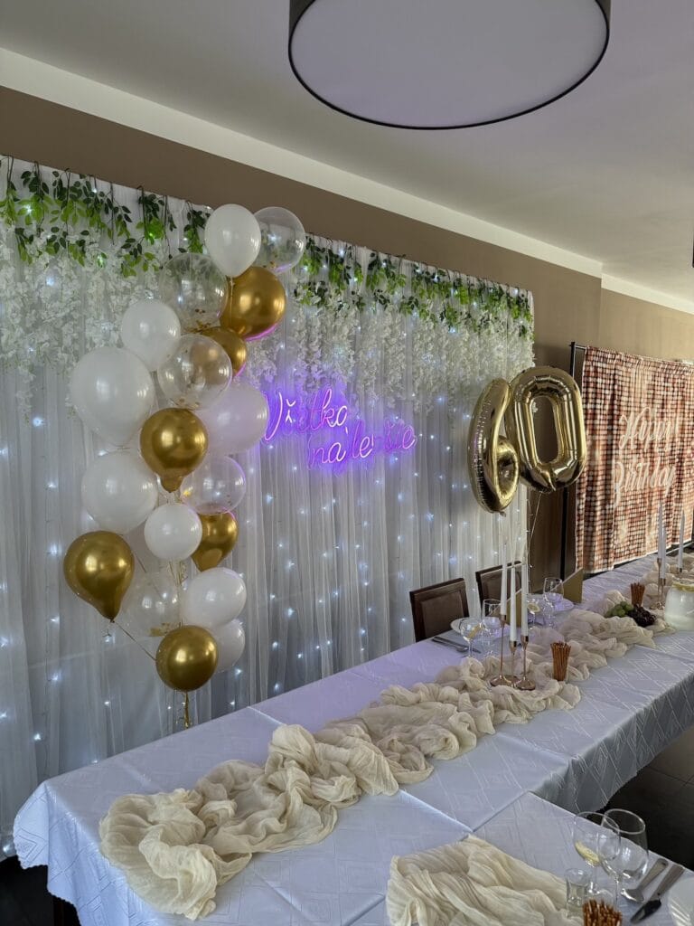 napis na oslavu neon na prejanom